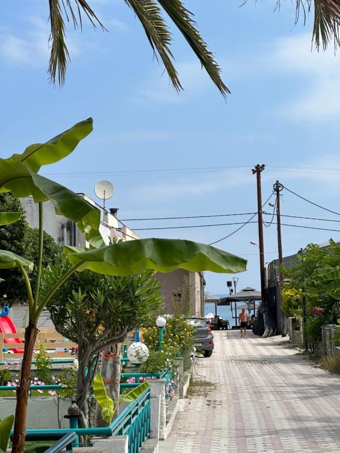 Emerald Seaside Apartment In Pefkohori Pefkochori Extérieur photo